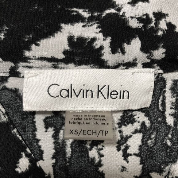 CALVIN KLEIN Black and white abstract ikat print sleeveless blouse XS SMALL top - Picture 2 of 14